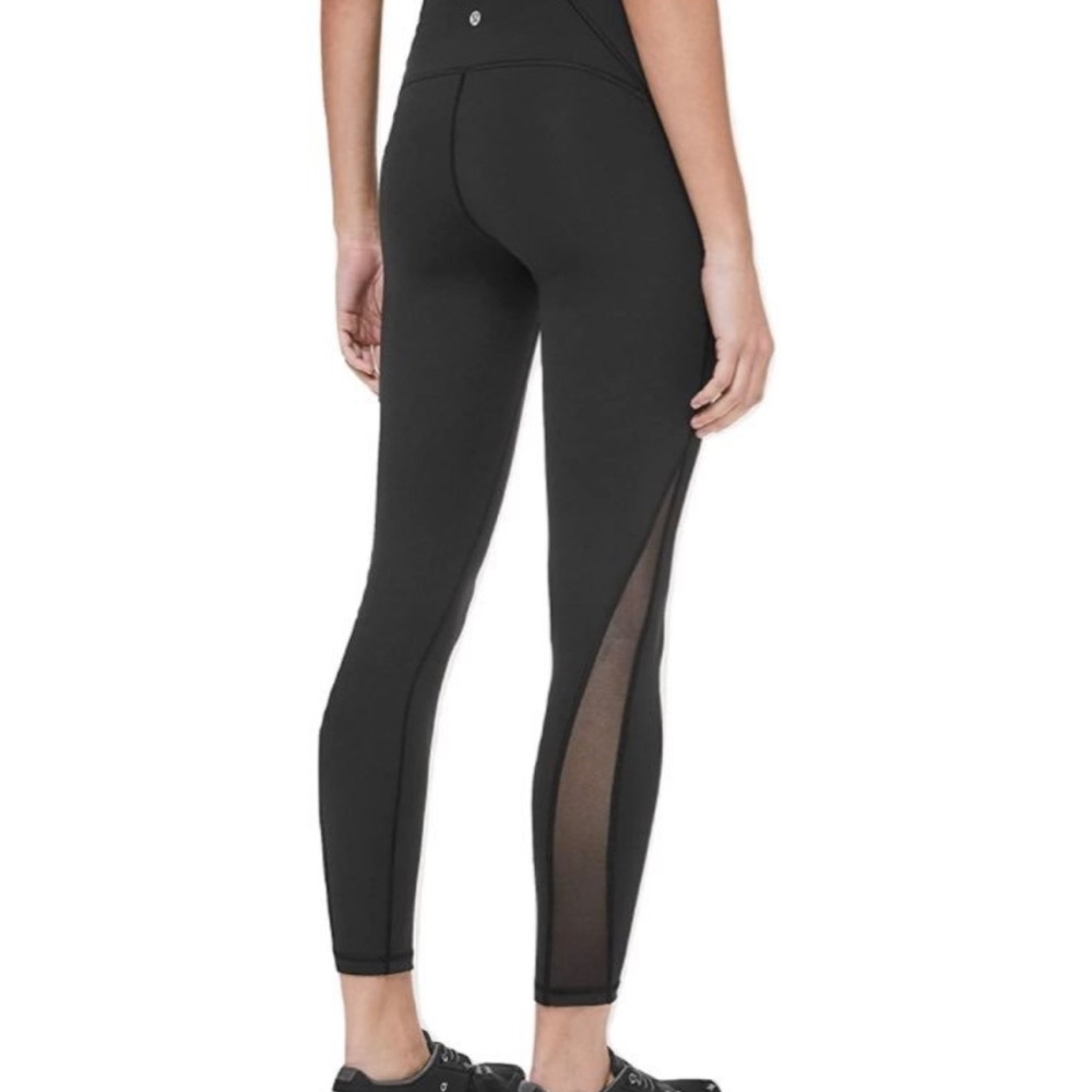 BUNDLE of 5 pairs of lululemon leggings